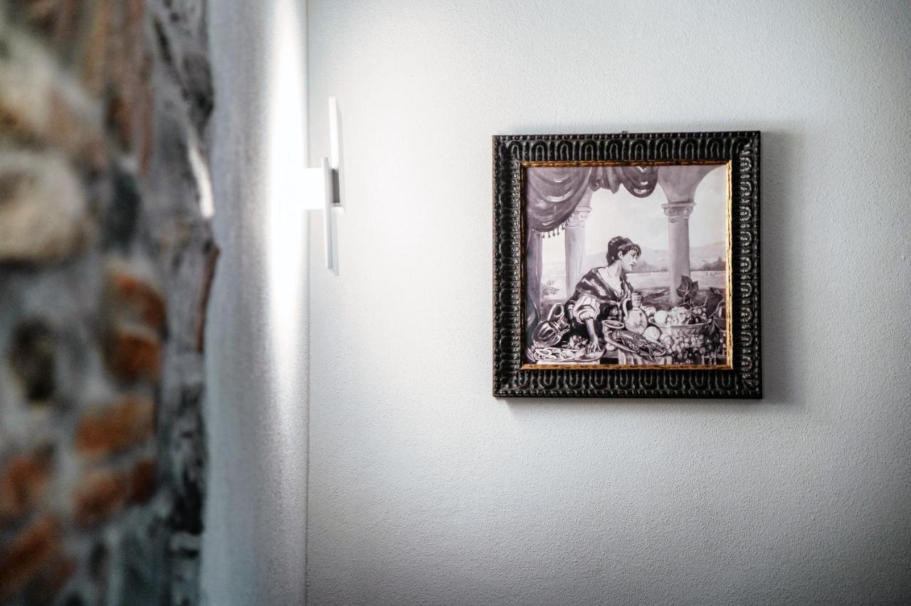 Suite Lo Storico - The House Of Travelers コモ エクステリア 写真